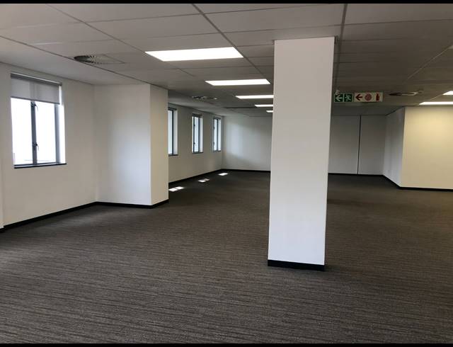 293M² OFFICE TO LET IN ILLOVO